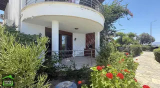 Bodrum Turgutreis Denize Sıfır Sitede 2+1 Kiralık Bahçe Katı