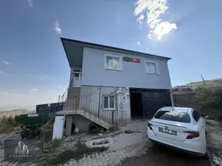 Bünyan Karakaya'da İçerisi Yapılı Masrafsız Müstakil Ev Ve Ahır
