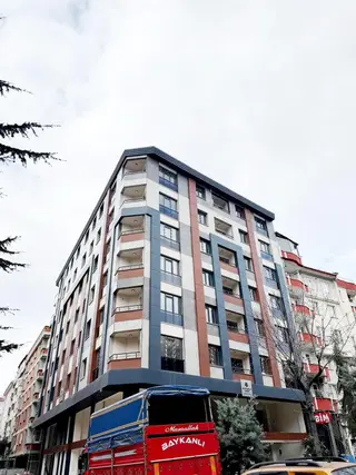 Fatih Emlaktan Cadde Üzeri 3+1 Sıfır Daire Krediye Uygun
