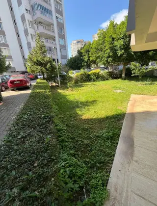 Şirinyalı Sosyete Pazarına Yakın Site İçinde Satlık Giriş Katı