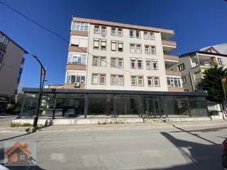 Yalova Çiftlikköy Kiralık Cadde Üstü 250 M2 Dükkan