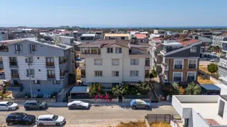 Didim Efelerde Yaz Kış Oturmaya Uygun Ayrı Mutfak 3+1 Dubleks