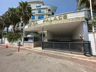 Turvilla'dan Konyaaltı Hurma Melda Palace 1+1 Satılık Daire