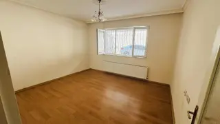 Senem Den Osmangazi Mah.merkez Giriş 3+1 Balkonlu Kiralık Daire