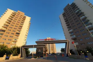 İncek Vadi Konutları Göl Manzaralı Eşyalı Kiralık 3+1 Daire