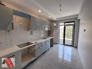Sümbüller'den Şehir Merkezinde Z.ısıtma Geniş Modern Tasarım 2+1