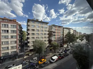 Cebeci Talatpaşa Bulvarında Tamamen Yenilenmiş 3+1 Satılık