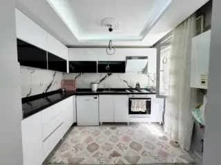 Sancaktepe'de Pazar-banka-yakını 3+1 Kot1 Masrafsız Daire