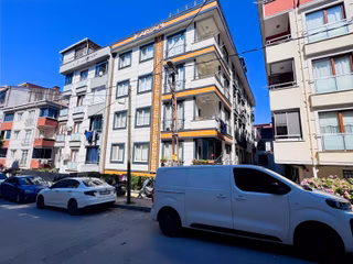 Çekmeköy Merkez Mah. İskanlı 1+1 Satılık Daire