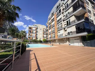 Poınt Invest'ten 1+1 Havuz Cephe Güneşli Park Evleri
