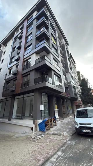 Gülbendi Gayrimenkul'den Zeytinburnu Marmaray Dibinde Satlık 3+1