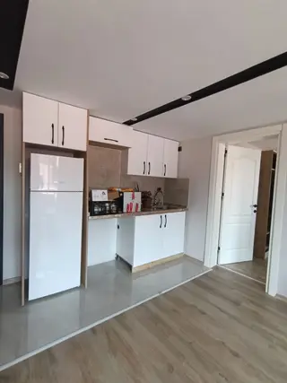 Adana Seyhan Baraj Yolunda Yeşilyurt Mahallesinde Sıfır Eşyalı Kiralık 1+1 Daire