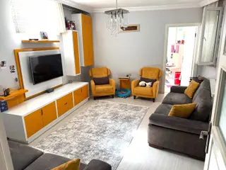 Molla Team'den G.o.paşa Bağlarbaşı Mah. 90 M² 3+1 Bahçe Katı