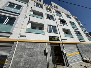 Merkezi Konumda Geniş M2 (full Eşyalı) 2+1 Daire