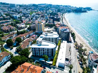 Kuşadası Kadınlar Denizi'nde Denize Sıfır 1+1 Fırsat Daire