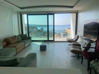 Ayvalık Camlık Ta Satılık Muhtesem Daire.deniz Manzaralı.