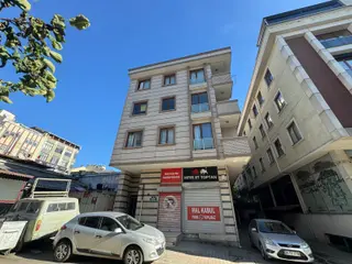Örnek'te E-5'e, Metroya, Libadiye Caddesine Yürüme Mesafesinde