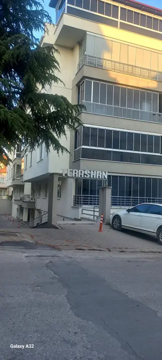 Sahibinden Mükemmel Lokasyonda 1 Kalıte İşçişik