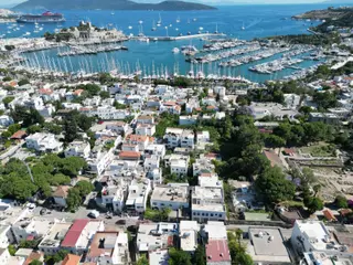 Bodrum Yeniköy'de Marina Manzaralı Müstakil Ev 2+1