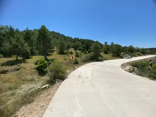 Dışdedeler Köyünde Asfalt Kenarı Harika Manzaralı 3.295 M2