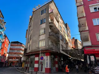 Era Söz Den Hisariçi Mahallesin De Eşyalı 2+1 Kiralık Daire