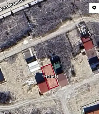 Wisremden Kışlada Yola 70 Metre Mesafede Satılık Arsa