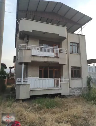 Durasıllıda Satılık 2 Katlı Müstakil Ev