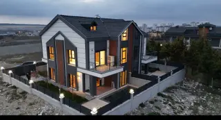 Arnavutköy Hadımköy De Satılık Müstakil Lüx Havuzlu Villa