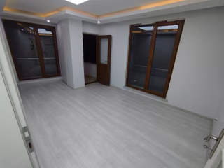 Sultançiftliği Mahallesi Kiralık Ara Kat Daire