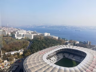 Yetkili,süzer Plaza Deniz Manzaralı Dekorasyonlu Kiralık Ofis