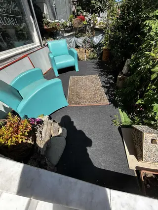 Demir Deluxe Büyükçekmece Devren Kiralık Bayan Kuaför Dükkan