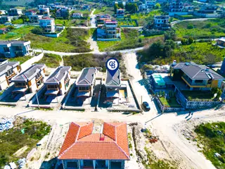 Kuşadası Yayla Köy'de Satılık Özel Havuzlu 4+1 Villa