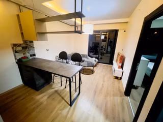 Parisadan Buca Batı Çıkışında Perla 100 De Satılık 1+1 Daire