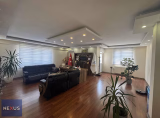 Sancaktepe Yakacık Caddesi'de Satılık 5+1 246 M2 Satılık Dubleks