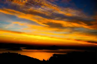 Bodrum Bağla Bankevler`de Full Deniz Manzaralı 2+1 Üst Kat
