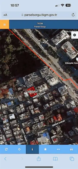 Şehrin Merkezinde Yoğunluklu Tek Tapu