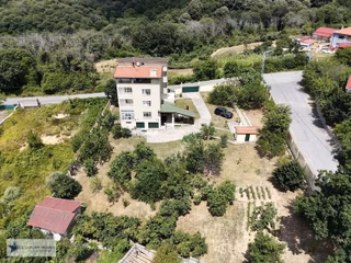 Beykoz Örnekköy'de 2.396 M2 Arsa İçerisinde 10+2 Satılık Villa