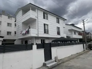 ꧁inforyap꧂denize 100 Metre Marketlerin Dibinde Tripleks 4+1