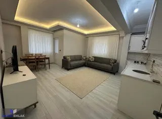 Zafer Emlak'tan Kiralık 1+1 Eşyalı Daire
