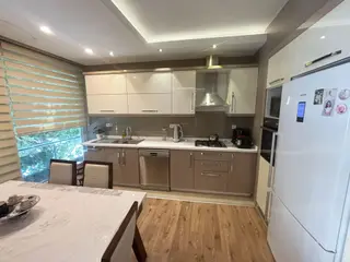 Konyaaltı Sahiline Yürüme Mesafesinde İçi Yapılı Lüks 3+1
