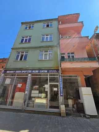Fibi'den Espiye Merkezde Satılık 3 Katlı Bina Ve Arsası