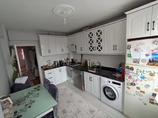 Asansörlü 2+1 3.kat Ara Kat İki Balkonlu Masrafsız Satılık Daire