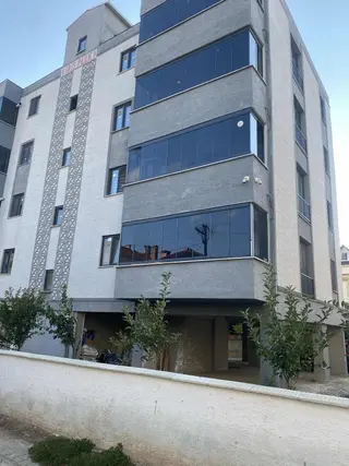 Yenigün Mahallesi 105 M2 Ara Kat Daire