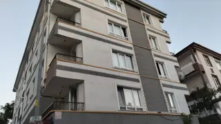 Ankara Mamak Şafaktepe Mahallesi'nde Kiralık 3+1 Ara Kat Daire