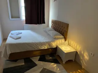Çiğli Hastane Yakını Günlük Kiralık Apart