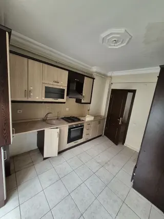 Merkezde Doğalgazlı Geniş Dubleks Daire