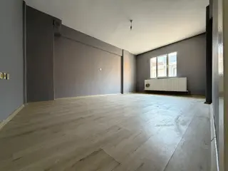 Güven Mh Şirinyer İzban'a 5 Dk 2+1 Doğalgazlı Satılık Boş Daire