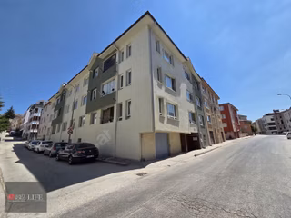 Rw Lıfe // Gültepe Mahallesi Üst Kat Geniş 3+1 Satılık Daire
