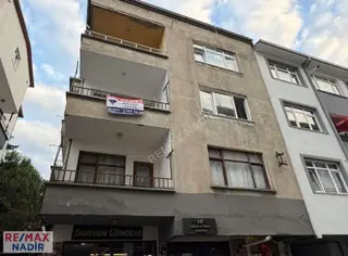Çıtlakkalede Merkezi Konumda Geniş 2+1 Kiralık Daire!