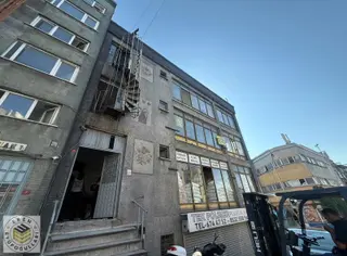 B.paşa Vatan Mah 300m² Köşe Başı Kiralık Dükkan.
